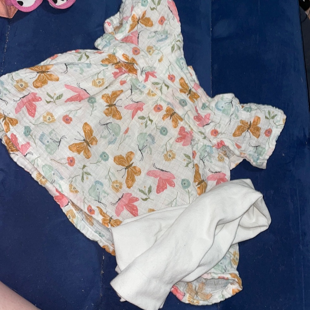 Butter fly top with white stockings